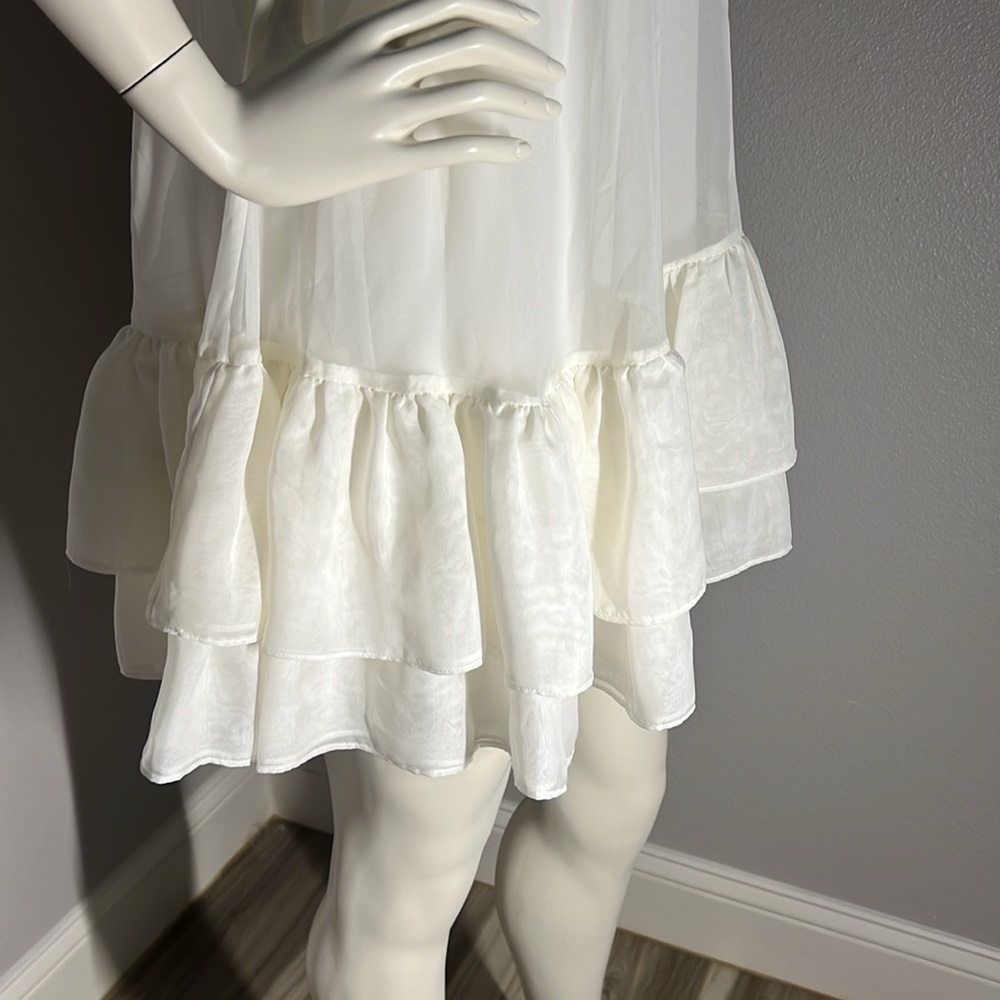 Alice + Olivia New Elegant White Ruffle Dress Size Small $149 OBO - Picture 10 of 10